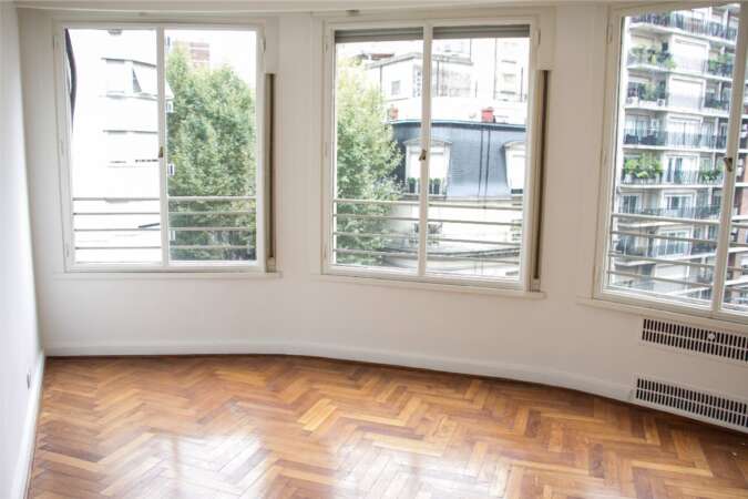 EN VENTA: Piso en Recoleta (Callao y Vicente Lopez)