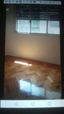 Vendo Depto 2 amb Av San Martín y J.B.Justo