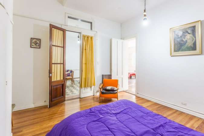 Dueño vende SIN COMISION y SIN EXPENSAS Gran PH 4 ambientes con patio, terraza y balcón en Almagro