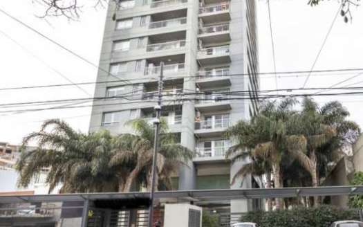 Luminoso Monoambiente Con Balcón Amueblado