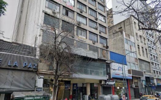 LOCAL IDEAL RUBRO CELULARES-ACCESORIOS U OTRO – EN AV. CORRIENTES 2300 EN IMPORTANTE GALERIA
