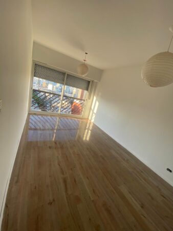 Hermoso depto de 2 amb piso alto, con lavadero, cocina y baño completo, para ingresar ya