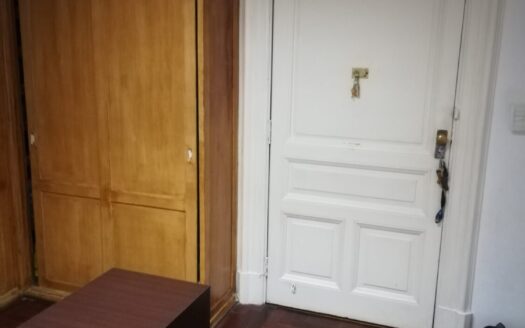 OFICINA EN MICROCENTRO