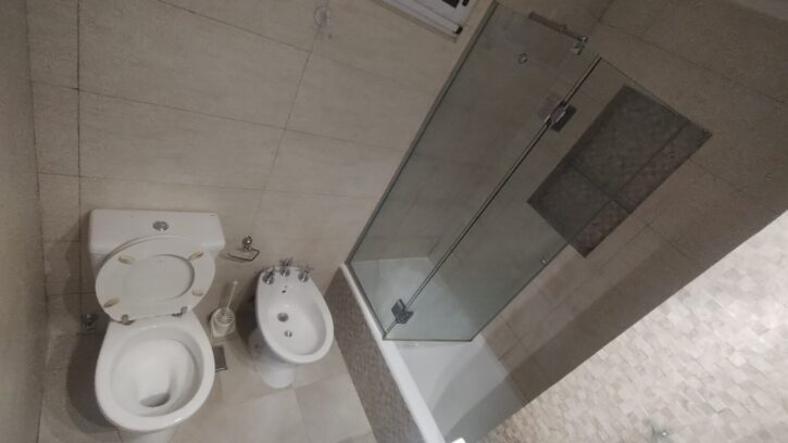 Larrea 1300, Piso 2