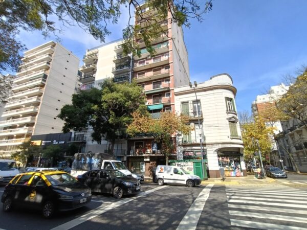 Departamento en alquiler , 2 ambientes En Av. Independencia 1900, CABA