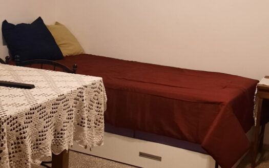 Departamento para 3 personas, cerca de Favaloro