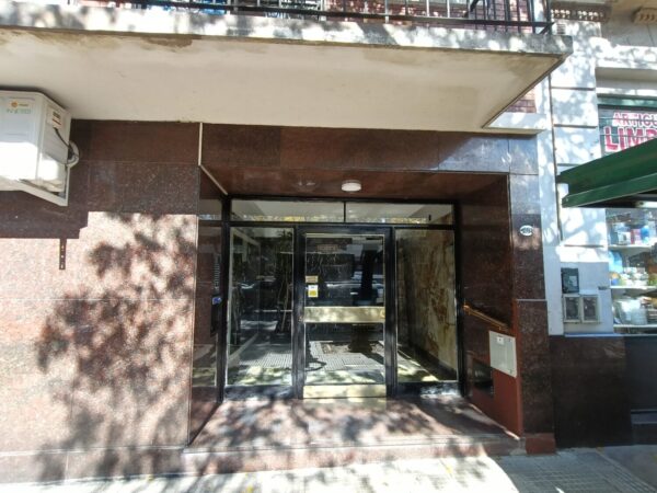 Departamento en alquiler , 2 ambientes En Av. Independencia 1900, CABA