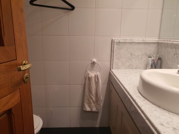OFICINA EN ALQUILER - 100M2 - despachos y salon co-work- ZONA CENTRO - LISTA PARA INGRESAR - EXCELENTE ESTADO.