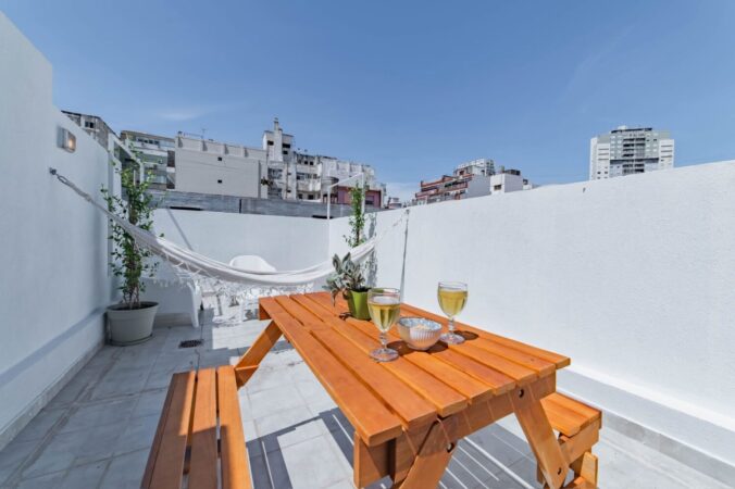 Depto 2 amb con terraza propia