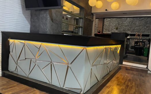 Venta de dos locales comerciales apto gastronomía en Palermo Soho en lote propio