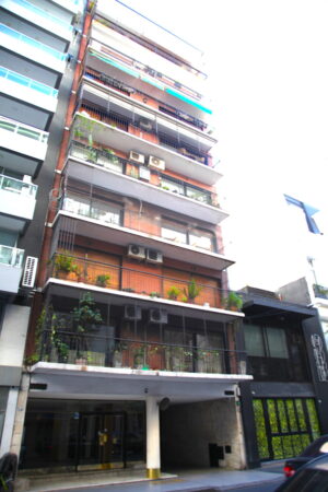 Semi Piso Modernista en Recoleta
