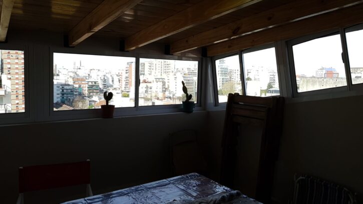 Vendo semipiso 3 ambientes. Excelente ubicación