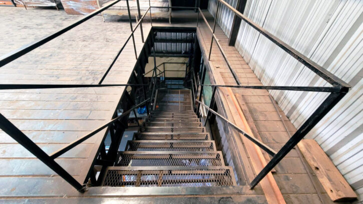 Venta de Galpón/Deposito + Oficina en Villa Luro