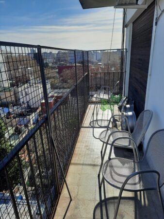 Dpto 2 ambientes ctrafte, super luminoso! balcon corrido, lavadero, placares empotrados, todo a nuevo, hermoso, digno de ver!!