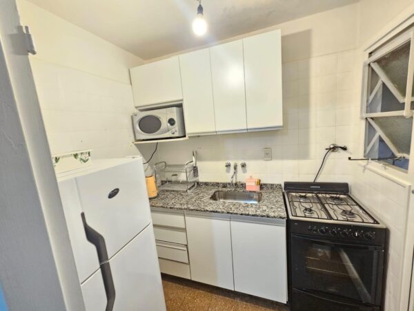 Hermoso Departamento de 2 Ambientes (Se Alquila Sin Muebles)