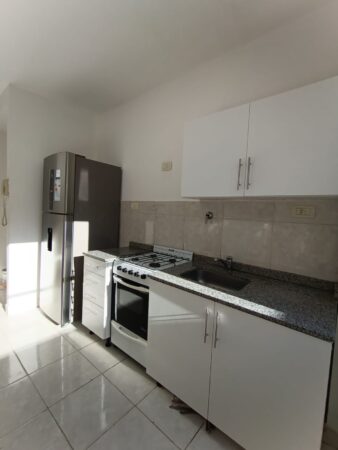 Departamento 2 ambientes con terraza propia
