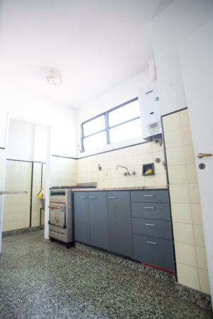 Hermoso depto 2 amb. TODO LUZ Y SOL. Caballito Norte(Caba), 3er piso x escalera, Bajas expensas.