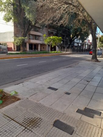 Depto 2 Amb Al Frente C/ Balcón Luminoso. Pqe. Avellaneda ** Dueño Alquila **