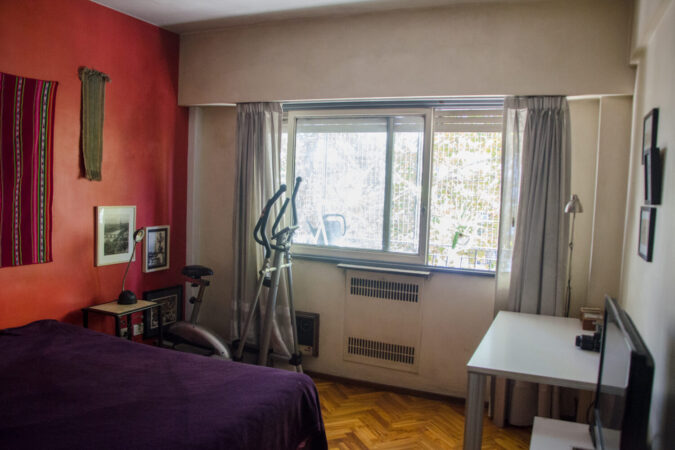 Venta Departamento Caballito 3 ambientes c/dependencia en Acoyte y Rivadavia. Frente. Balcón. Apto profesional. Baulera. Sup. Total 91 m2