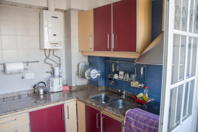 Venta Departamento Caballito 3 ambientes c/dependencia en Acoyte y Rivadavia. Frente. Balcón. Apto profesional. Baulera. Sup. Total 91 m2