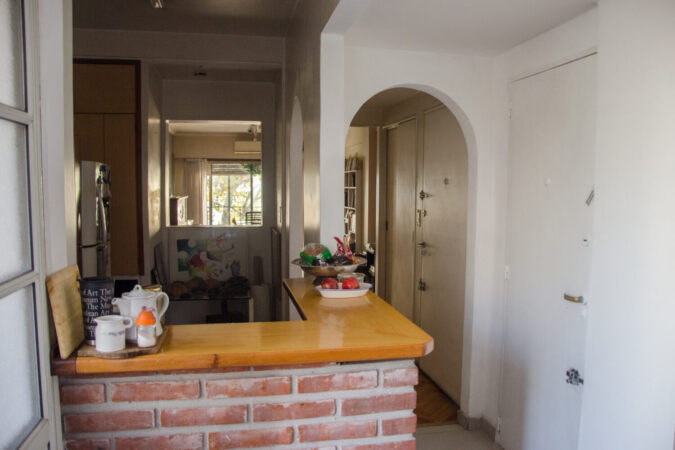 Venta Departamento Caballito 3 ambientes c/dependencia en Acoyte y Rivadavia. Frente. Balcón. Apto profesional. Baulera. Sup. Total 91 m2