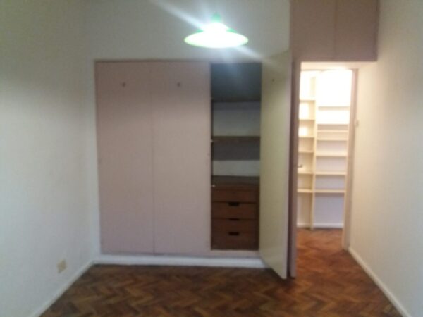 Depto 2 ambientes en CHile y Virrey Cevallos