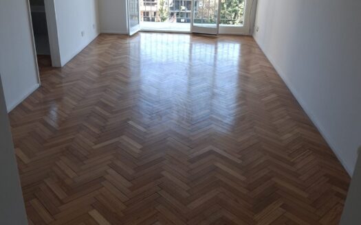 Increíble departamento de 3 ambientes en alquiler super luminoso recién pintado y plastificado