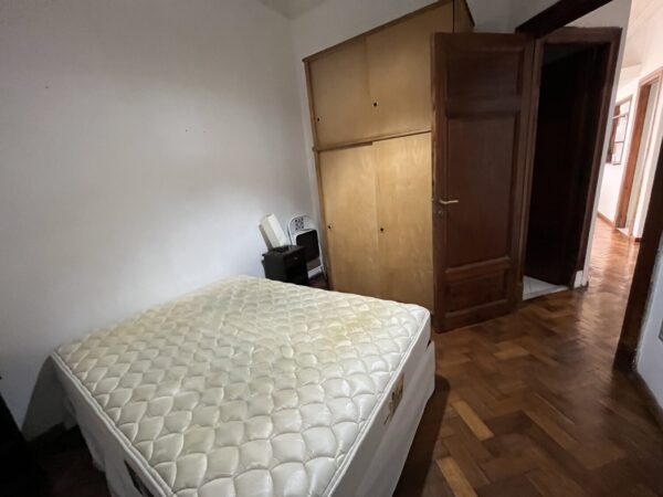 3 ambientes semi amoblado