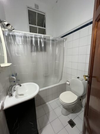 3 ambientes semi amoblado