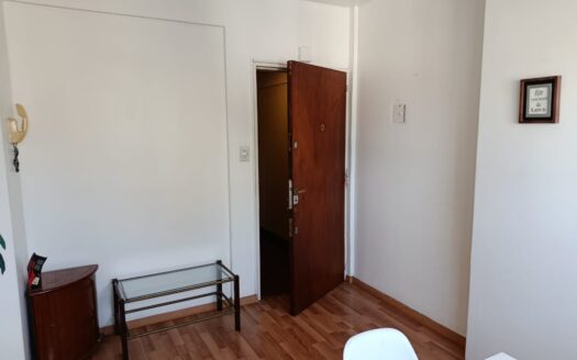 Alquiler 2 Ambientes Amoblado en Recoleta – Patio Bullrich: Vista Al Río