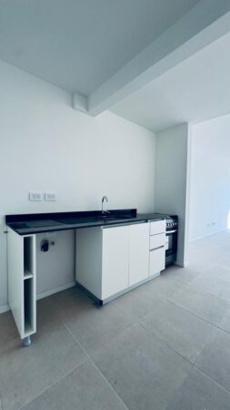 Monoambiente Con Balcon A Estrenar - Floresta. Dueño Directo.