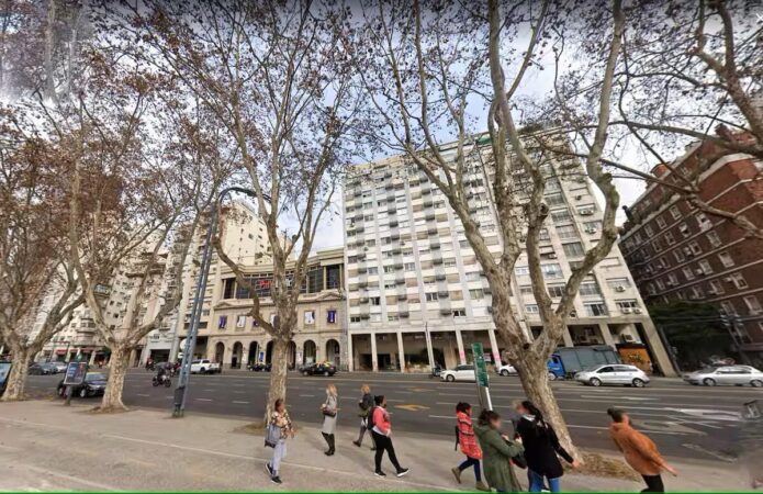 Alquiler 2 Ambientes Amoblado en Recoleta – Patio Bullrich: Vista Al Río