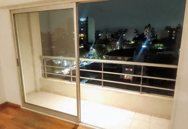 SEMIPISO 2AMB MUY LUMINOSO BALCON TOILETTE MUY FUNCIONAL CABLETV