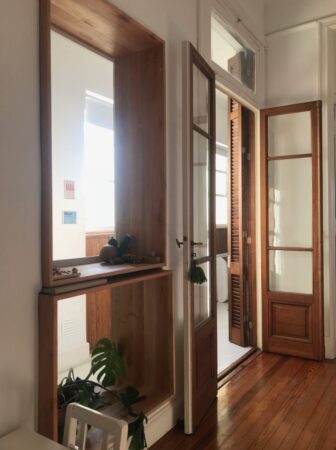 Departamento en Venta 4 ambientes, súper luminoso con techos altos, estilo casa.