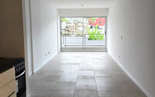 Monoambiente Con Balcon A Estrenar – Floresta. Dueño Directo.