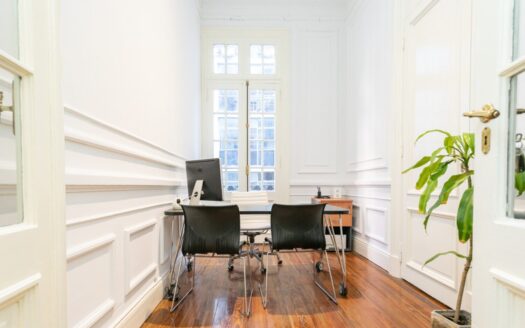 Departamento estilo francés — 160 m², techos de 5 m, totalmente reciclado — Retiro / Plaza San Martín