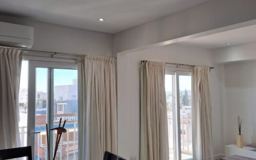 Departamento 2 ambientes con cochera zona residencial Liniers