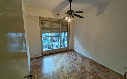 ALQUILER DEPTO 3 AMBIENTES A LA CALLE CON BALCON TOILETTE Y LAVADERO ALMAGRO