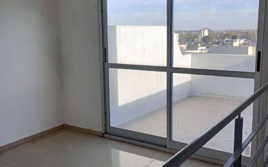 Depto 2 ambientes, duplex en Floresta