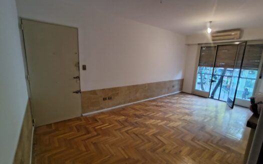 ALQUILER DEPTO 3 AMBIENTES A LA CALLE CON BALCON TOILETTE Y LAVADERO ALMAGRO