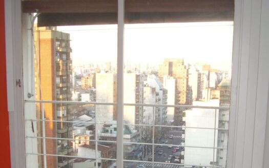 Alquilo Hermoso Monoambiente , Muy Luminoso,balcón Francés, Vista Panorámica A La Ciudad