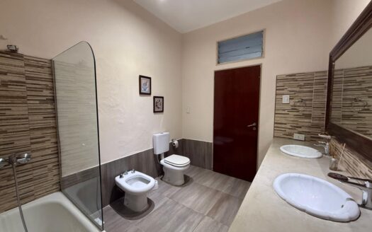 Venta PH 4 Ambientes Refaccionado a Nuevo – Caballito