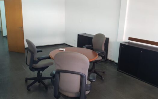 Oficina Comercial Amoblada 58 m² Zona Monserrat