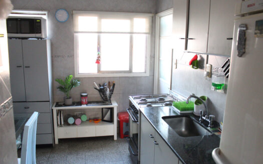 VENTA DÑO DIRECTO – SEMIPISO 4 AMB COCHERA – MONTE CASTRO – 129.000 U$D (A/CRÉDITO)