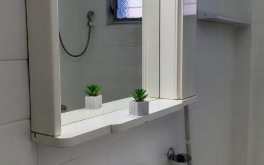 Semipiso 3 ambientes amplios, precio con expensas, ABL y AYSA incluidos