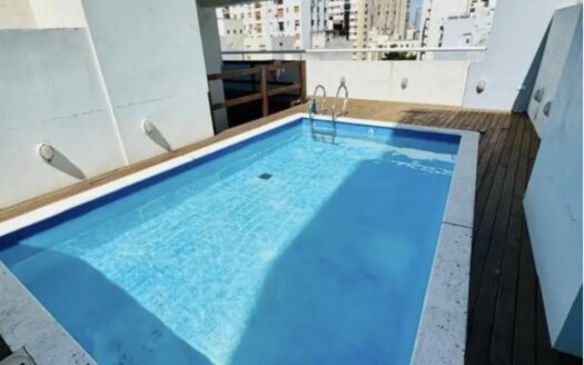 Excelente dpto 3 ambientes al frente con cochera y baulera