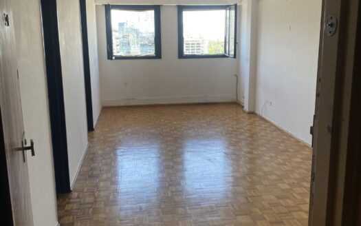 Escucho ofertas. Dueño Vende Dpto. c/Coch. Av. Santa Fe al 4400. Hermosa Vista al Río.