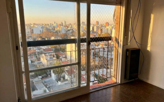 Departamento 3 ambientes Boedo Piso 14 vista panorámica con cochera cubierta