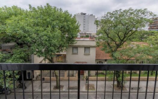 Alquiler 2 Ambientes Colegiales con Balcón Al Frente