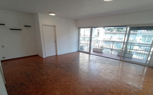 Dueño Vende Excelente departamento 4 ambientes al frente en Retiro